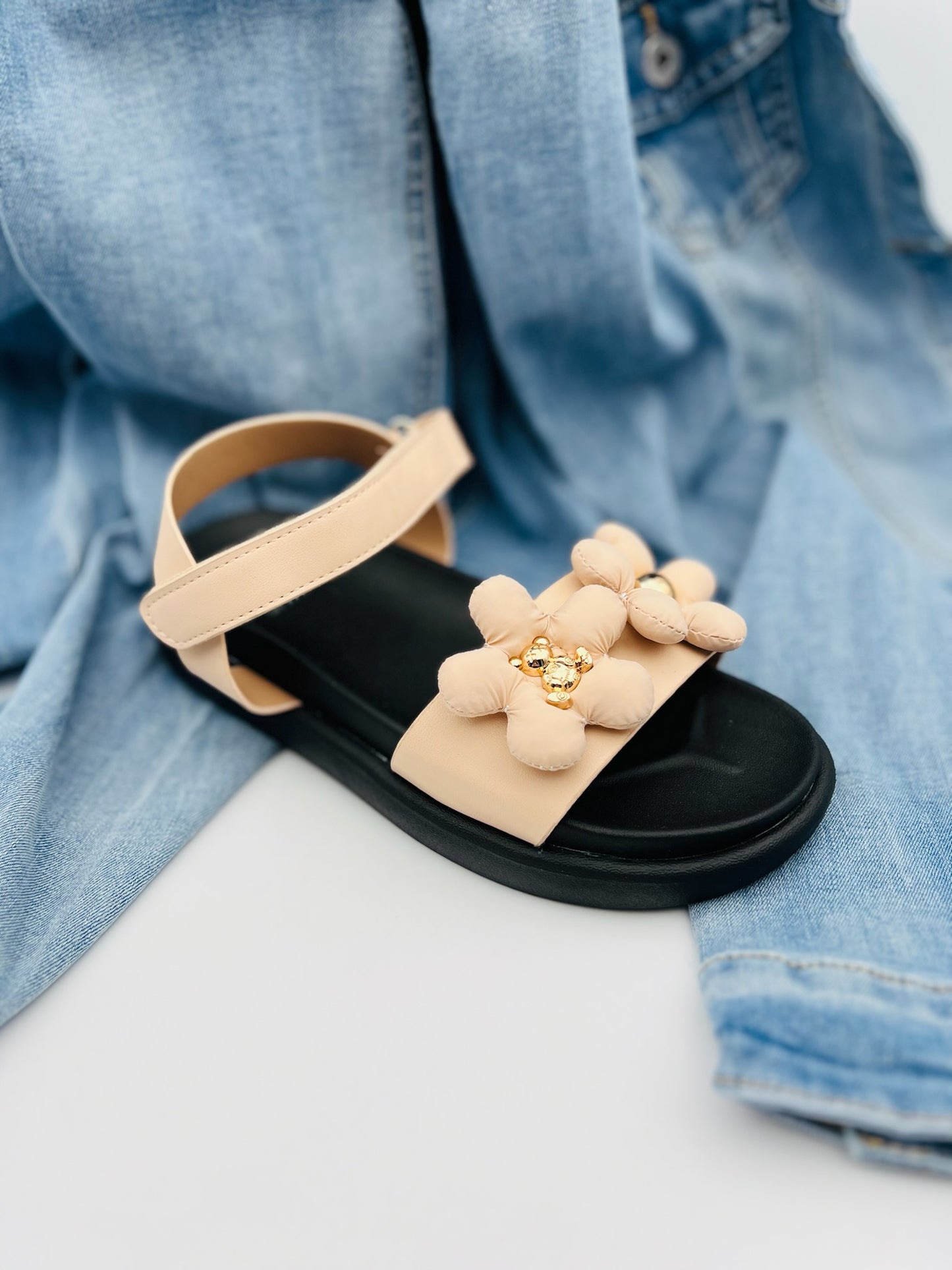 678 🛍️ Sandales fleurs 🌸