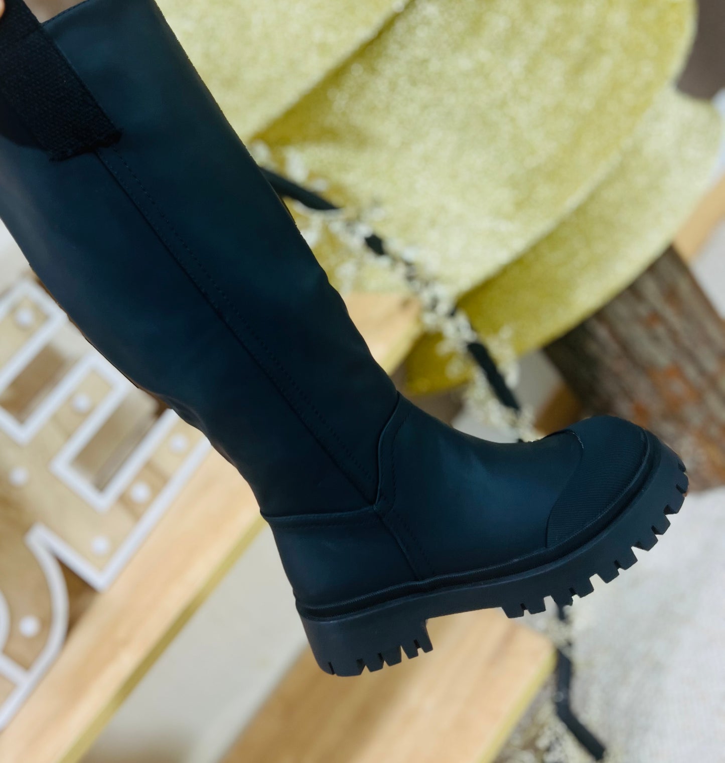 414 🛍️ Botte haute