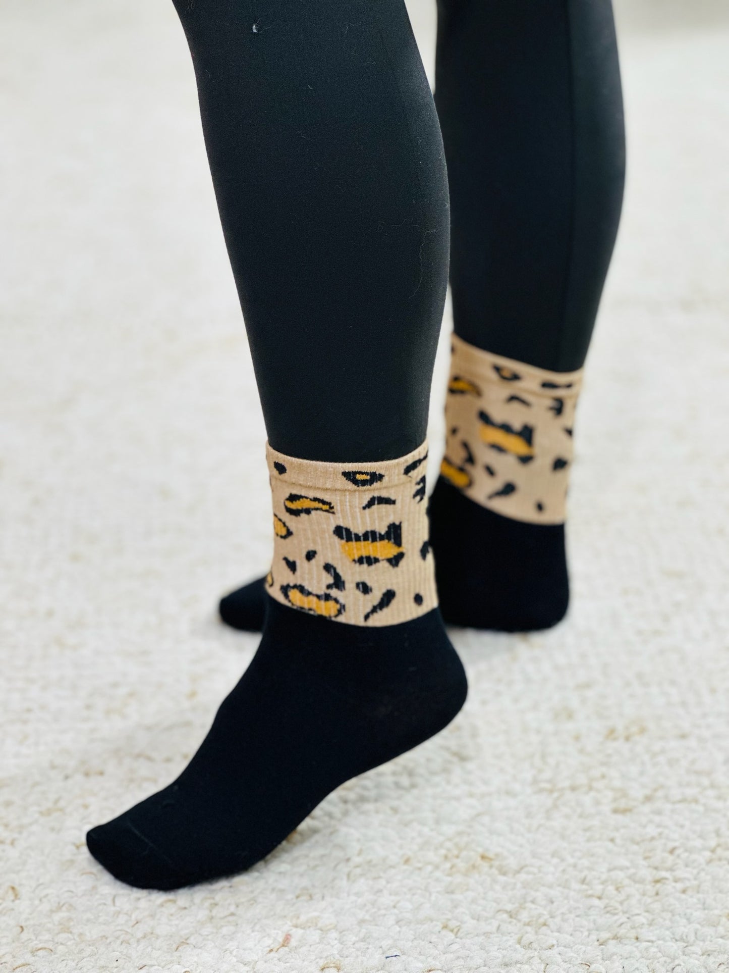 666 🛍️ Chaussette Léopard 🐆