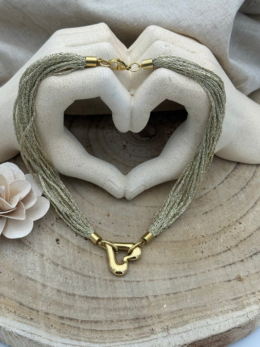 215 🍭  Collier coeur Doré