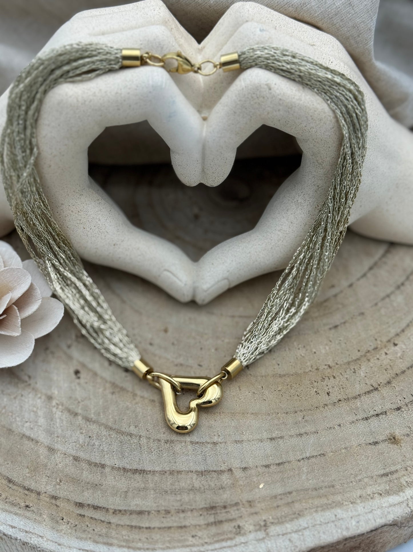 215 🍭 Collier coeur Doré
