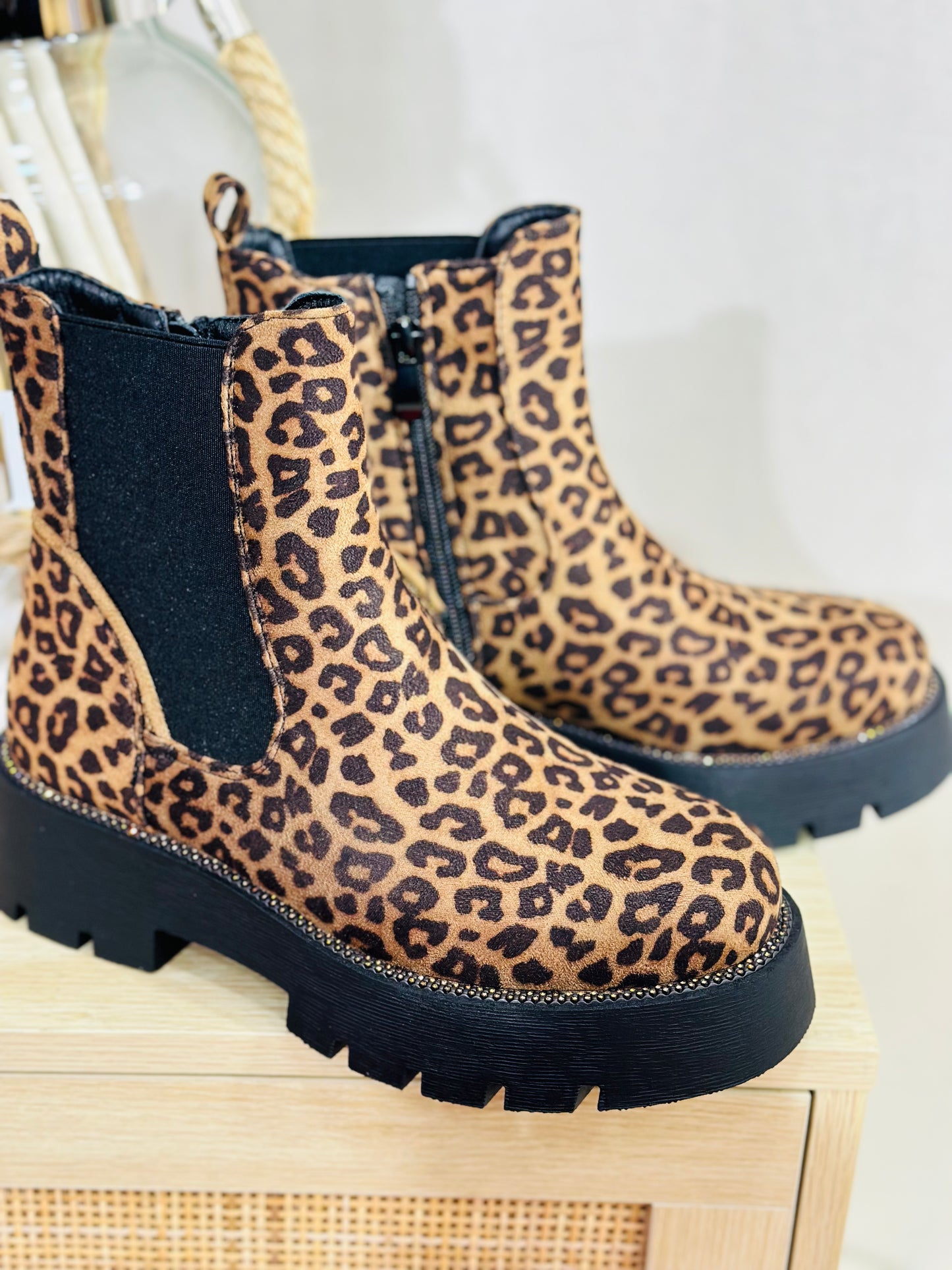 254 🛍️ Bottine Léopard 🐆