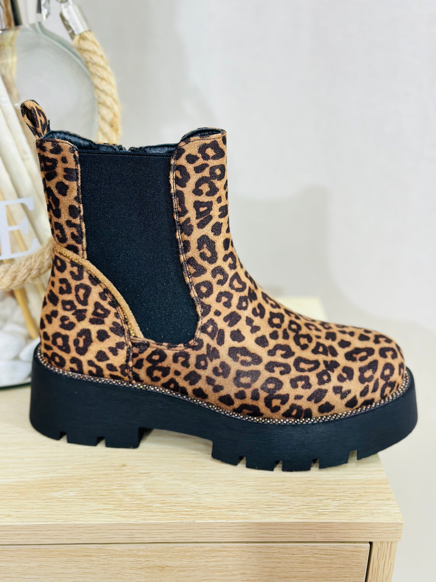 254 🛍️ Bottine Léopard 🐆