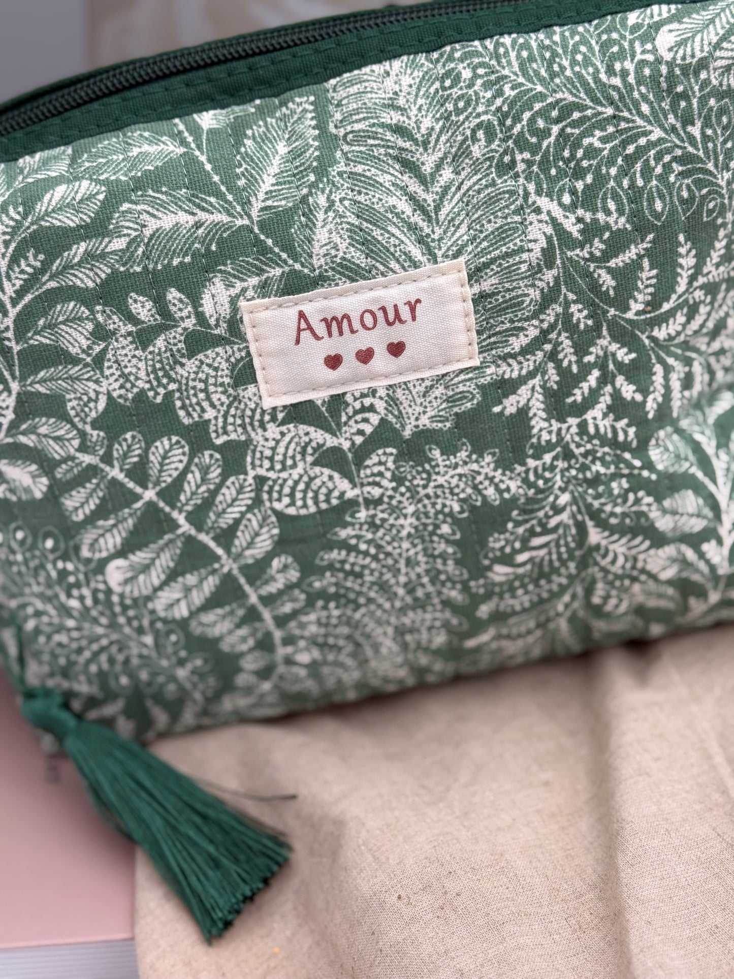 352 🛍️ Trousse Amour