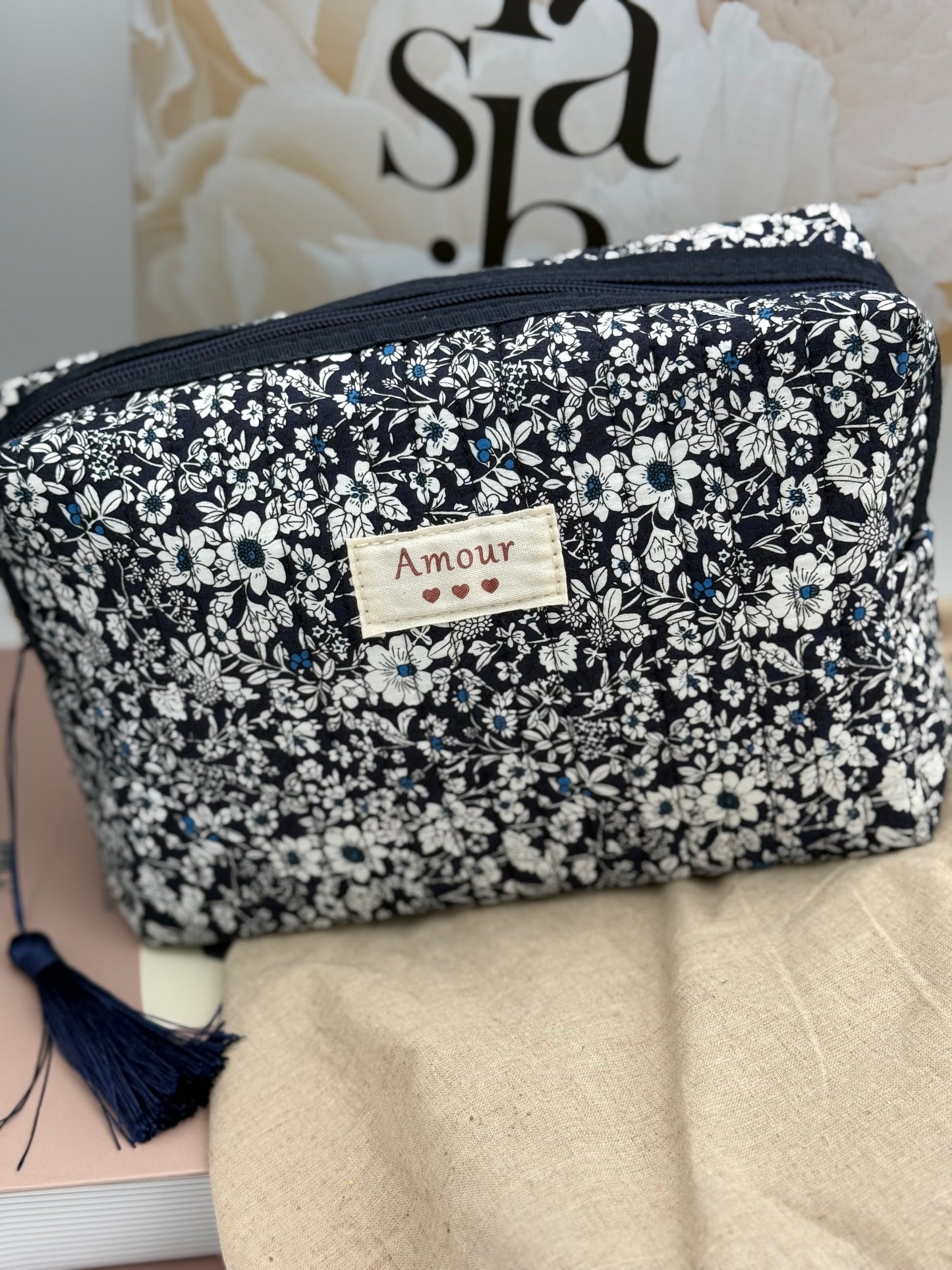 352 🛍️ Trousse Amour