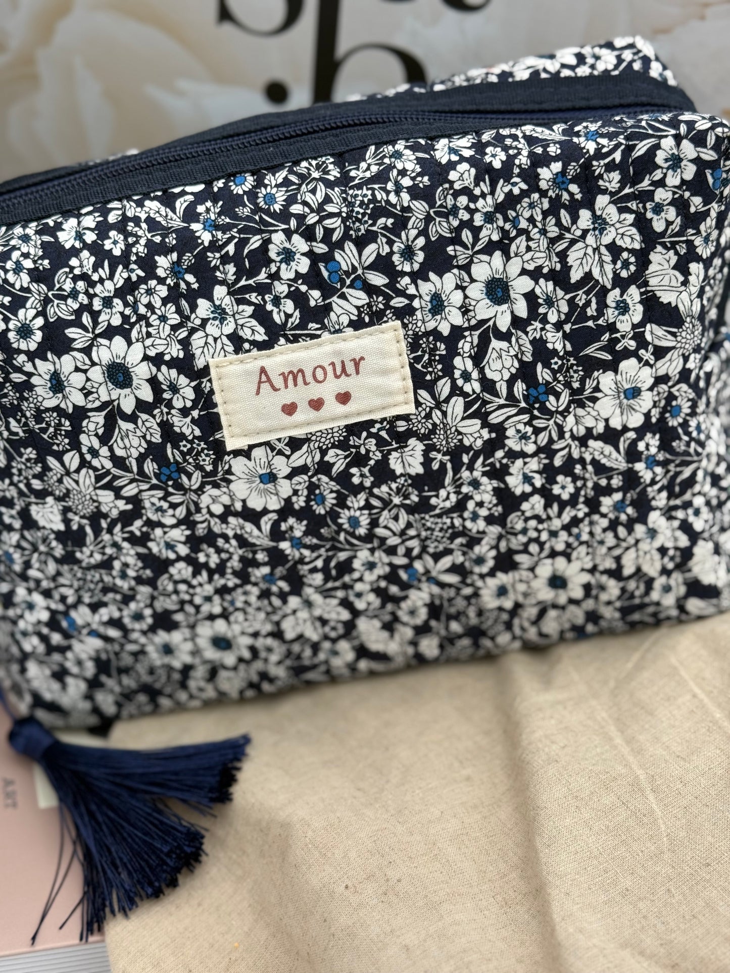 352 🛍️ Trousse Amour