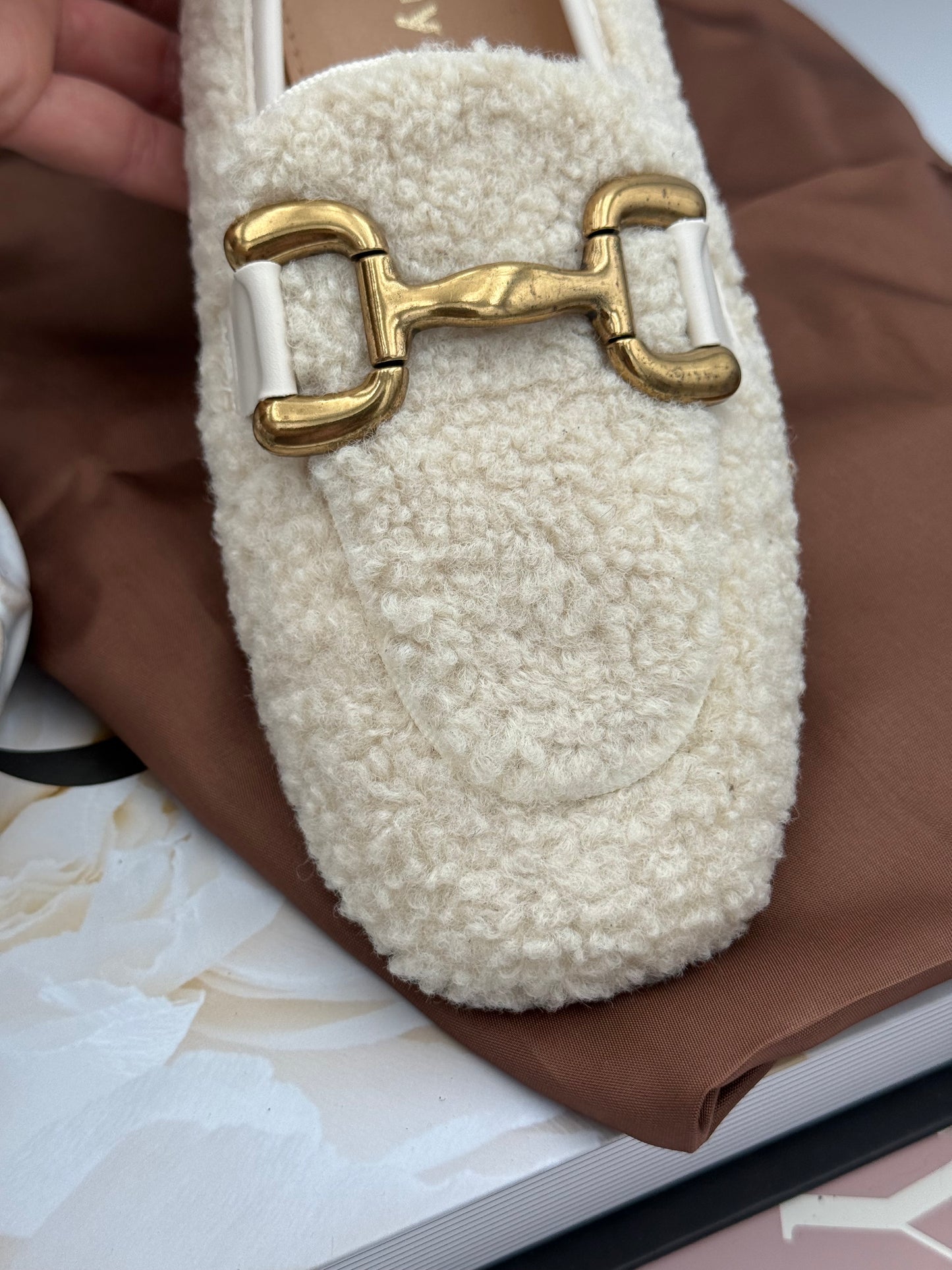 664 🛍️ Mocassin moumoute ☁️