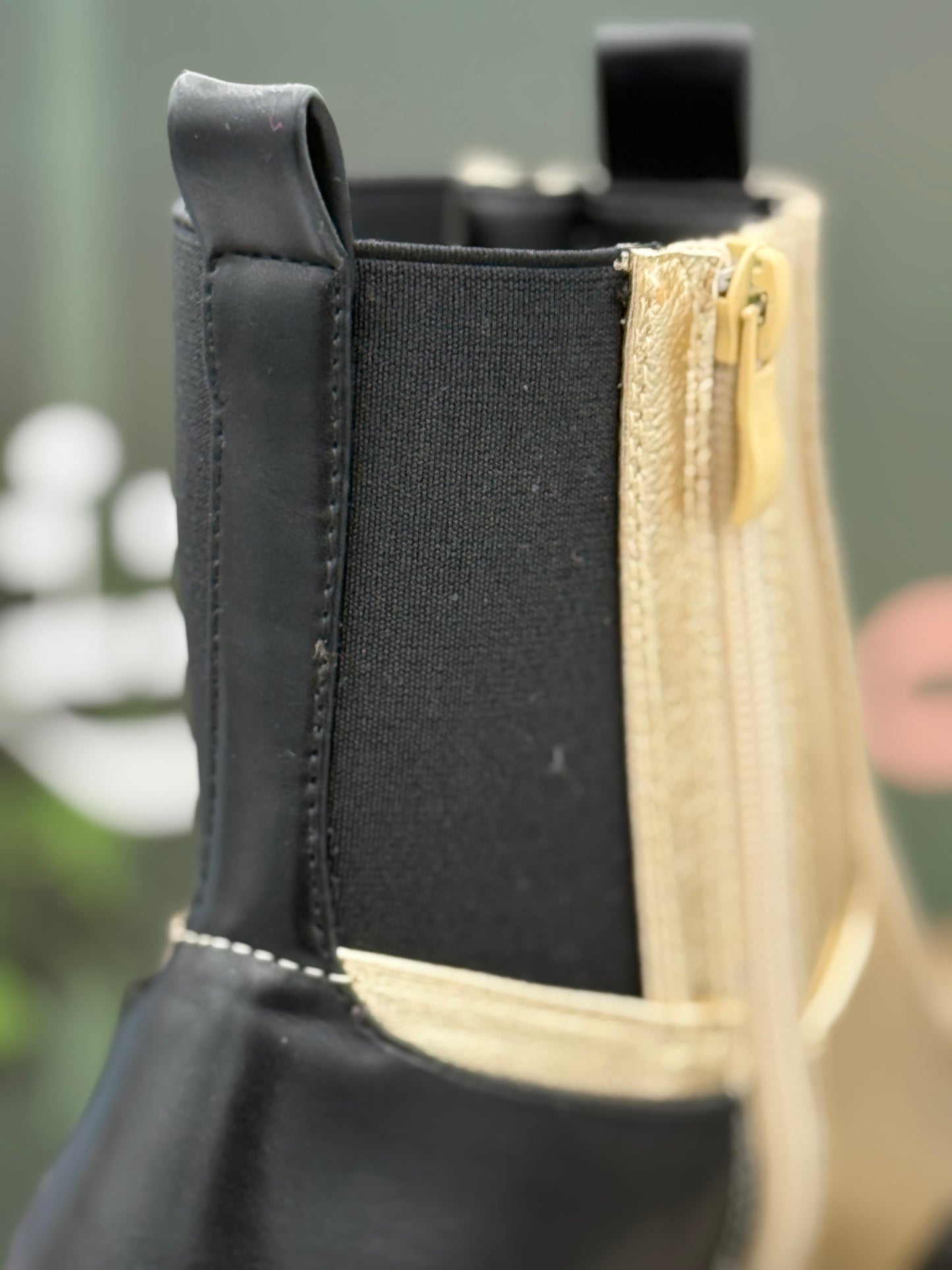 512 🛍️ Bottine Dorée