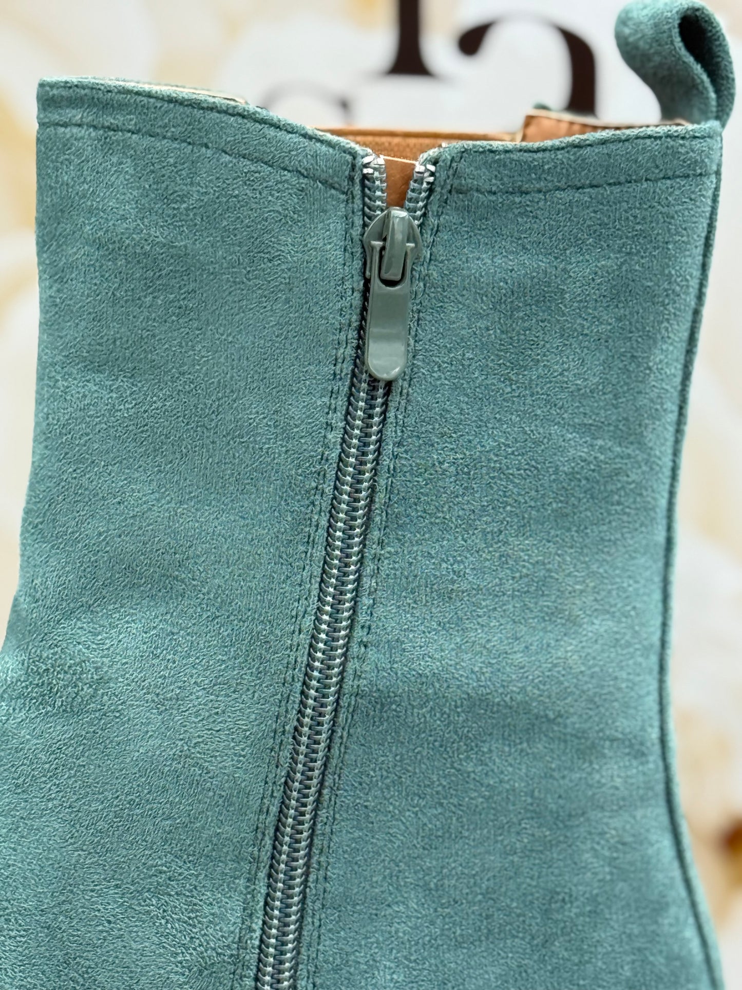 422 🛍️ Bottine Tim