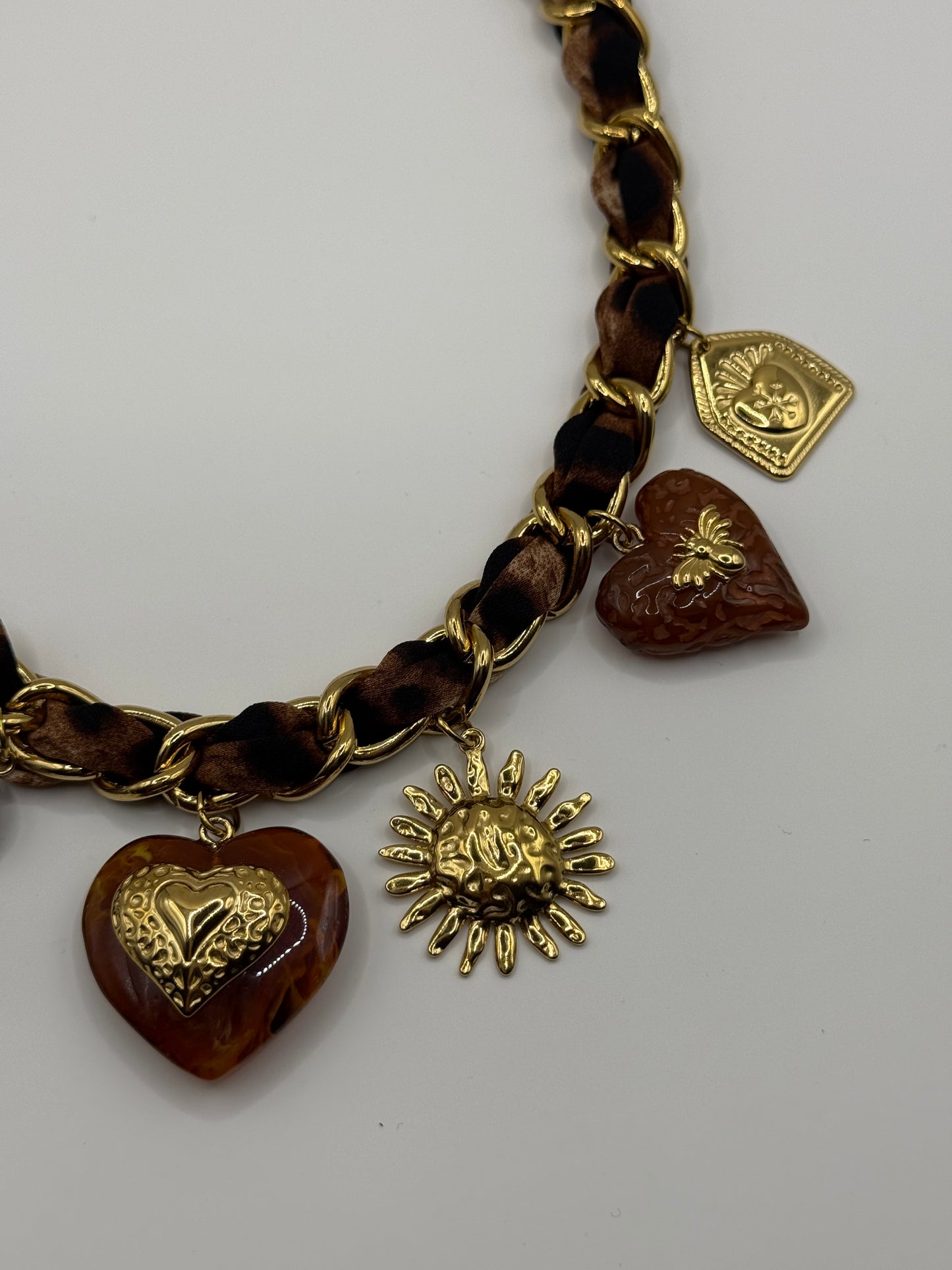 406 🛍️ Collier Coeur Marbré