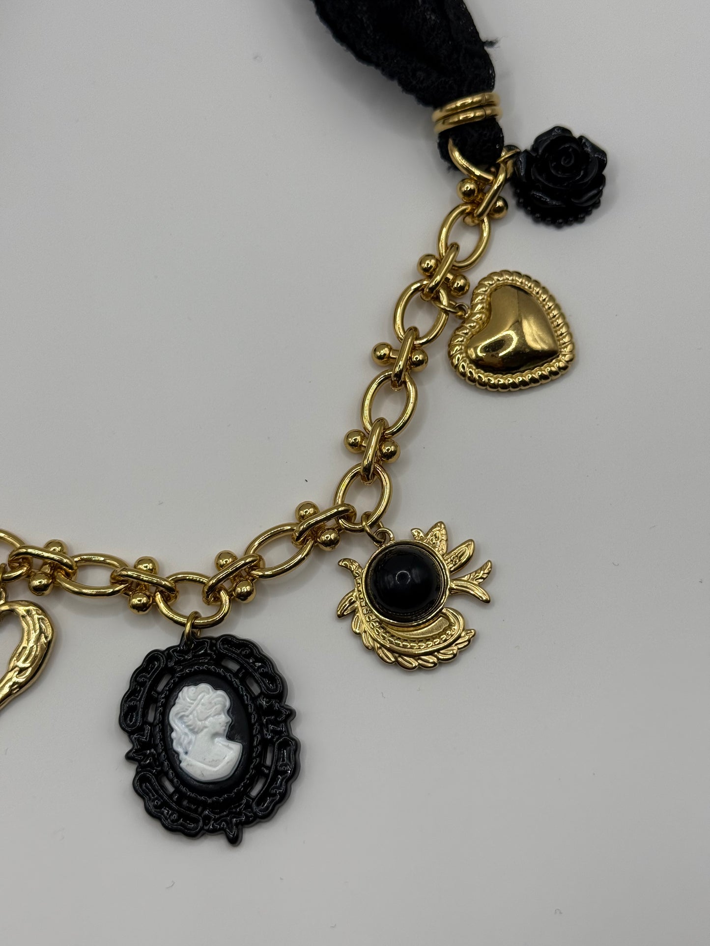 402 🛍️ Collier Mona