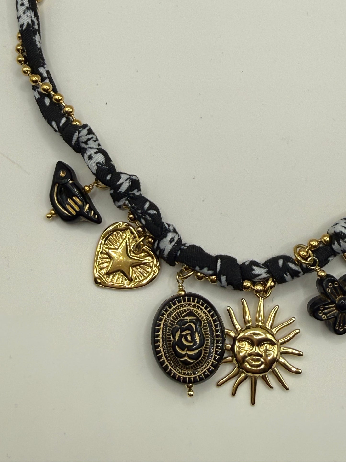 403 🛍️ Collier Soleil