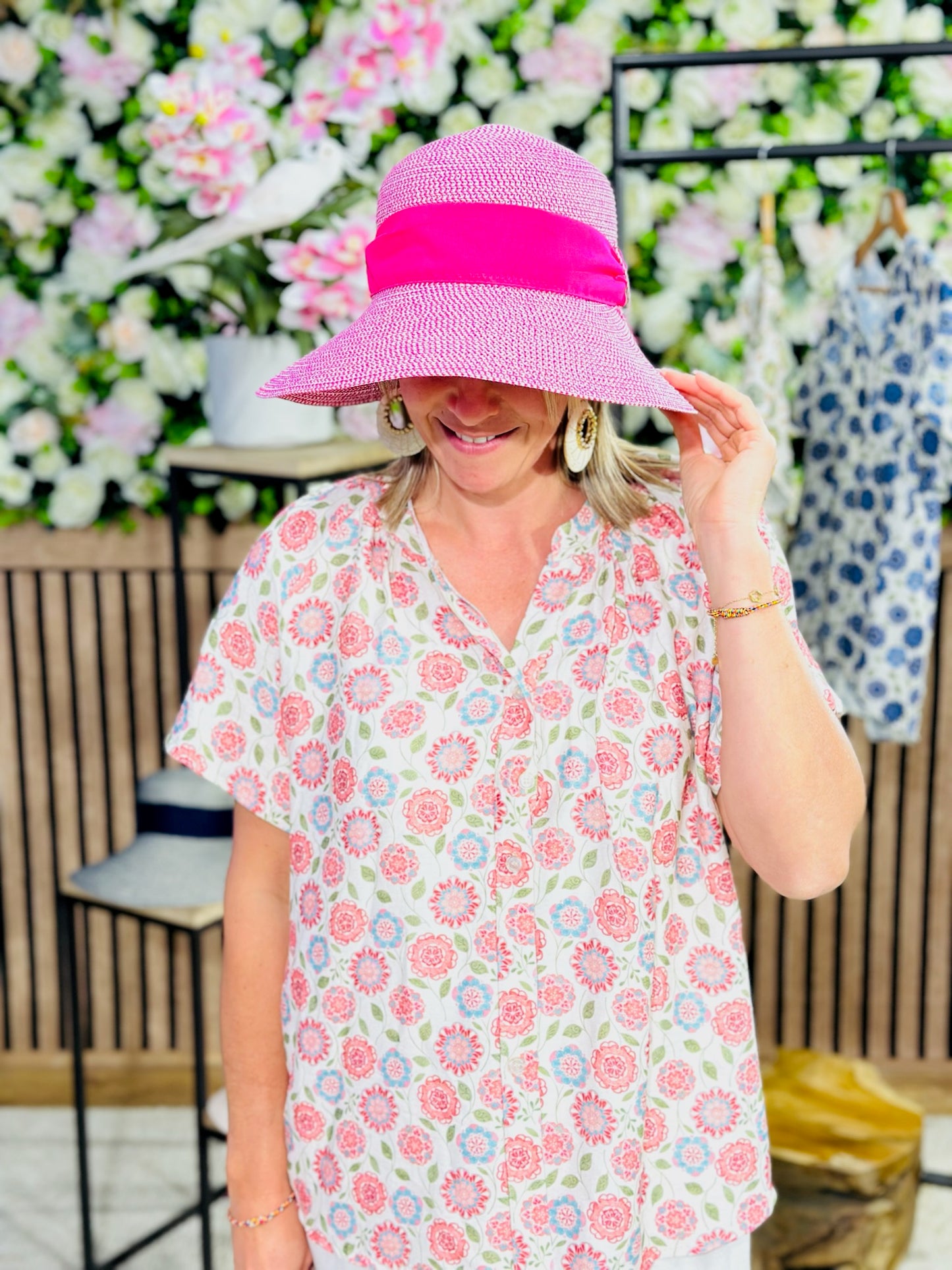 802  🛍️ Chapeau avec noeud 👒