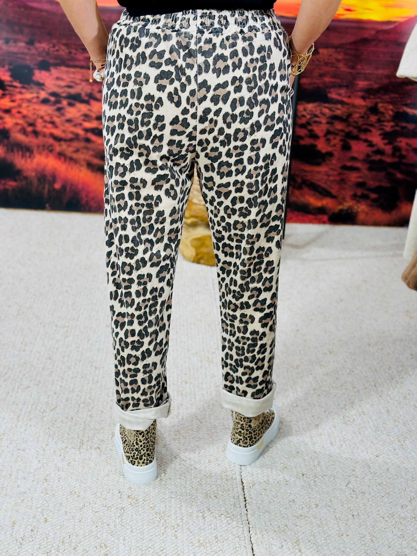 408  🛍️ Pantalon côtelé léopard 🐆