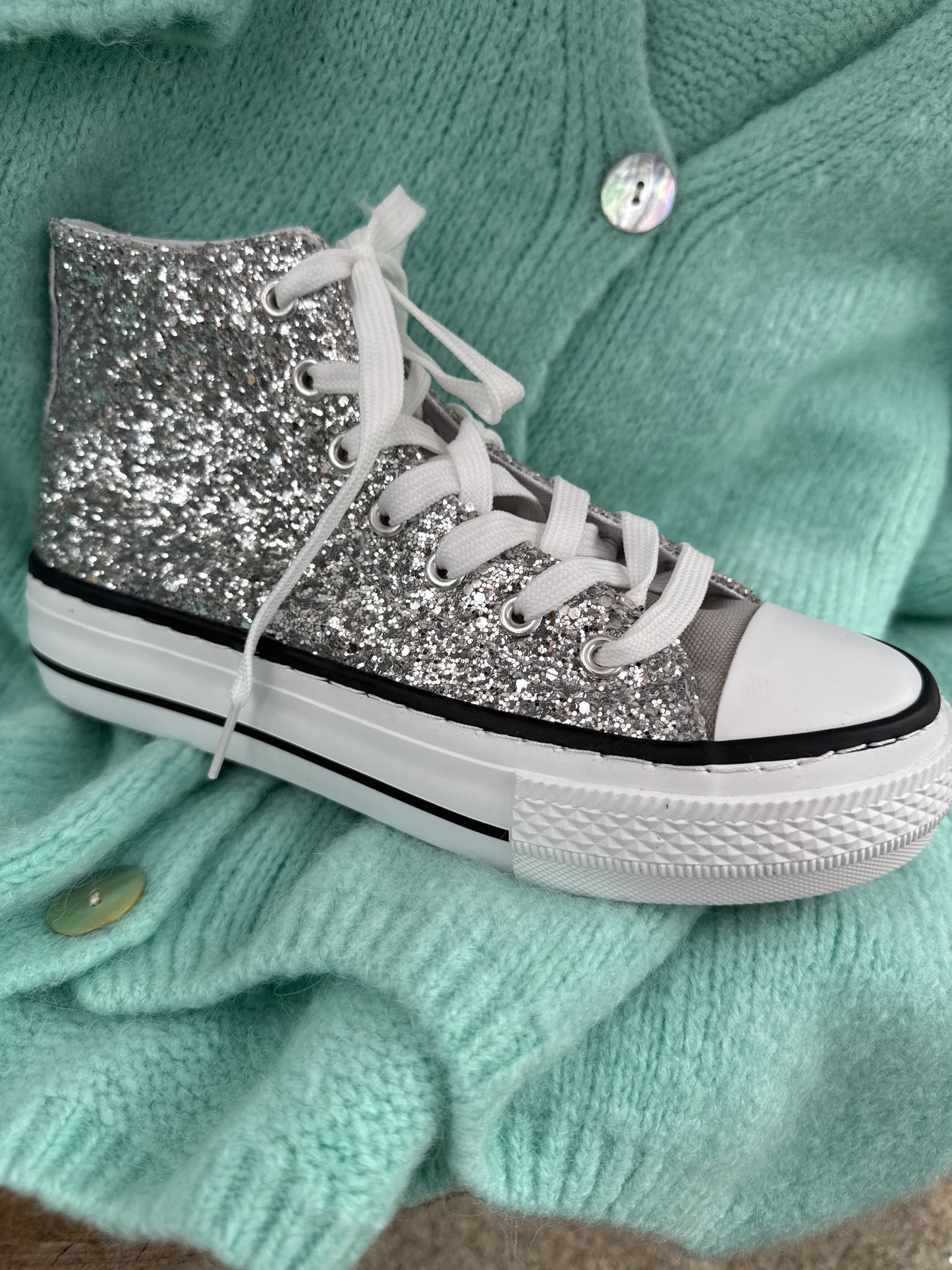 608 🛍️ Basket montante brillante