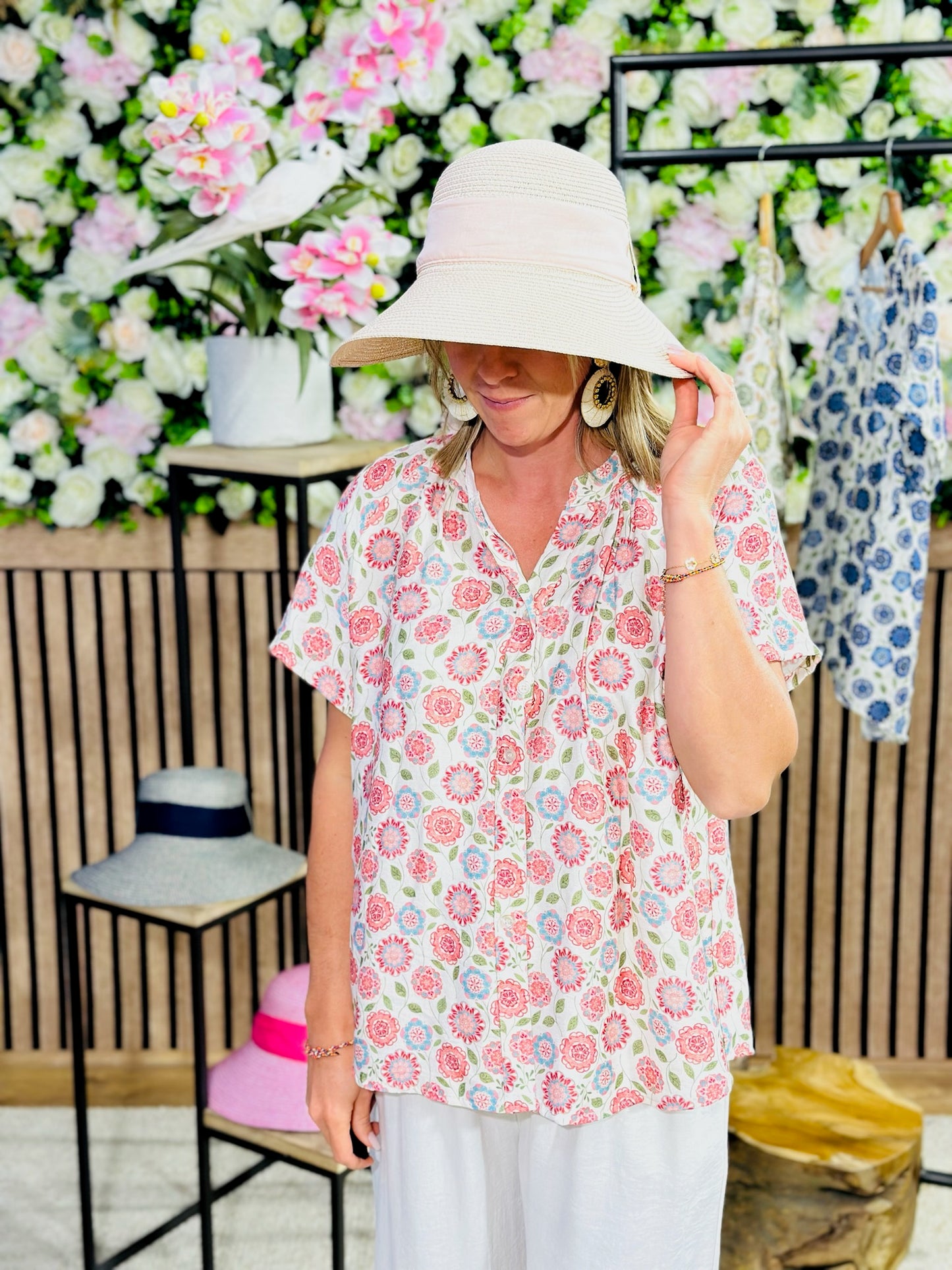 802  🛍️ Chapeau avec noeud 👒