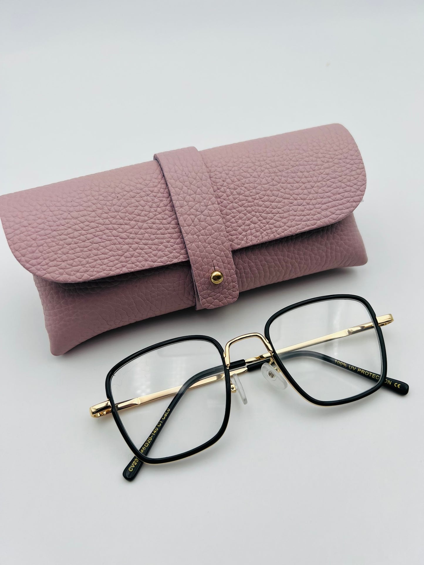 746 🛍️ Étui a lunette cuir 🕶️