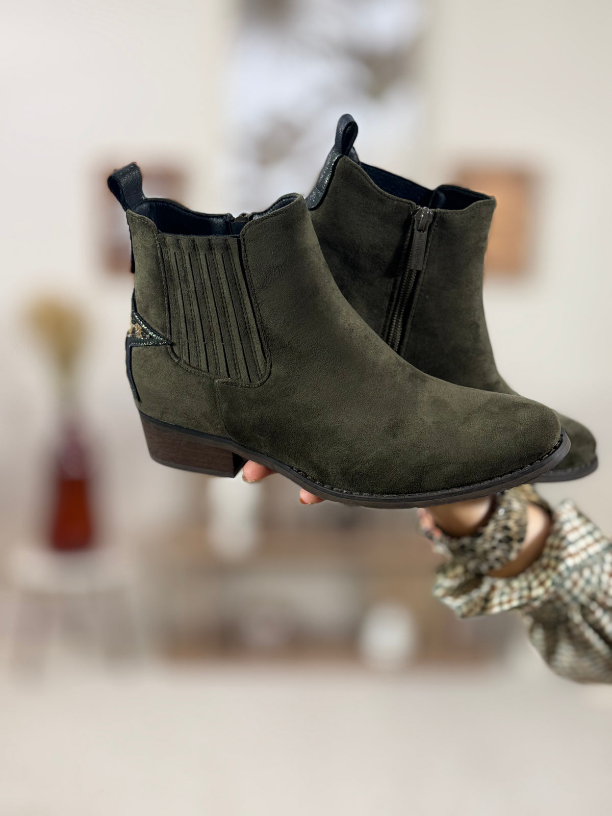 181 🗝️  Bottine Kaki