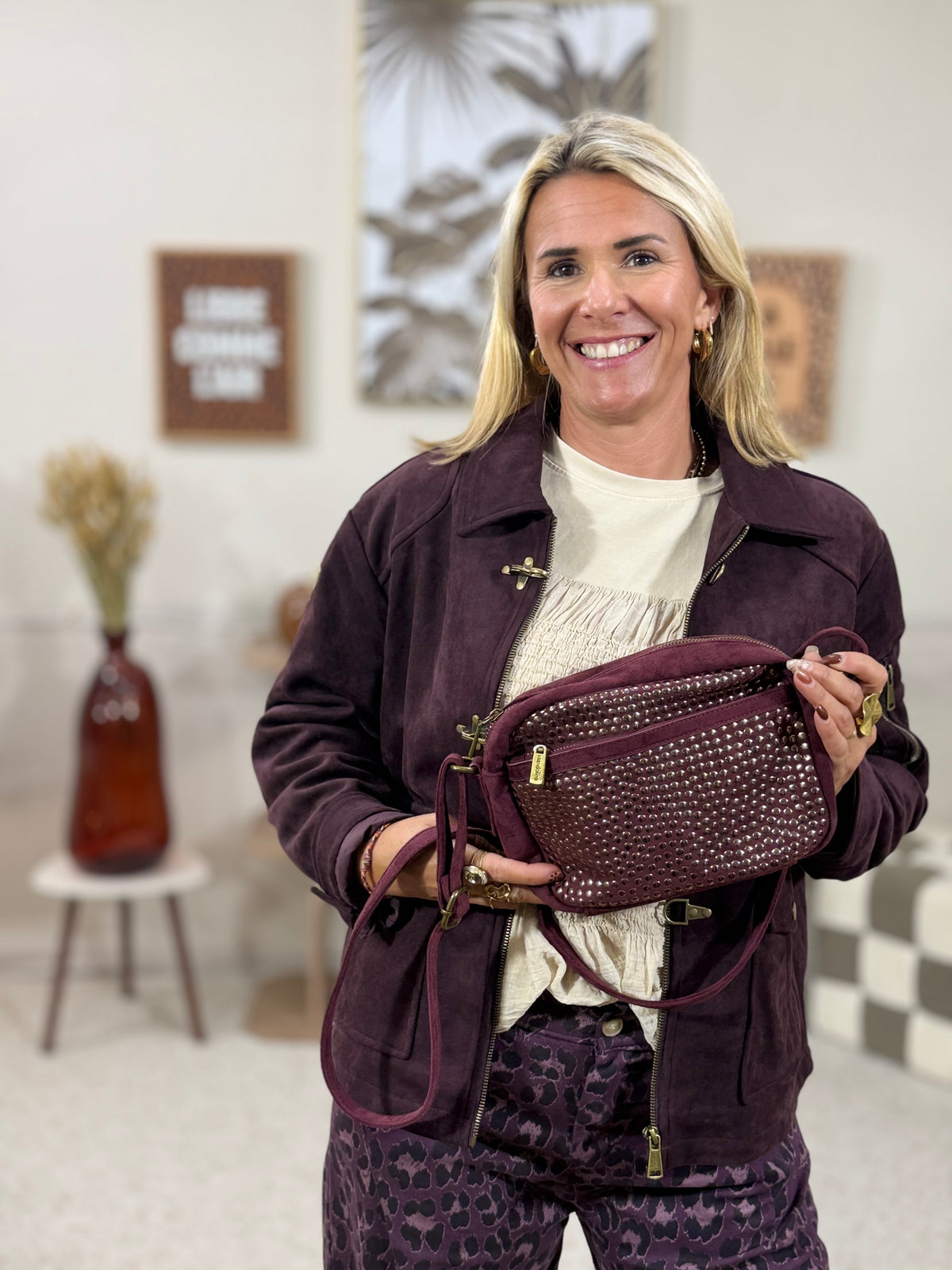 215 🗝️ Sac Clous Bordeaux