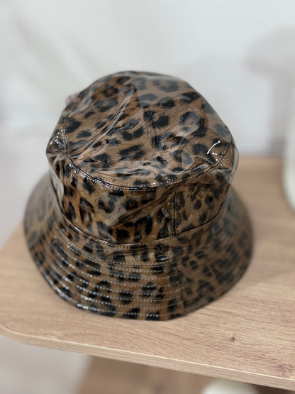 213 🗝️ Chapeaux de pluie Léopard