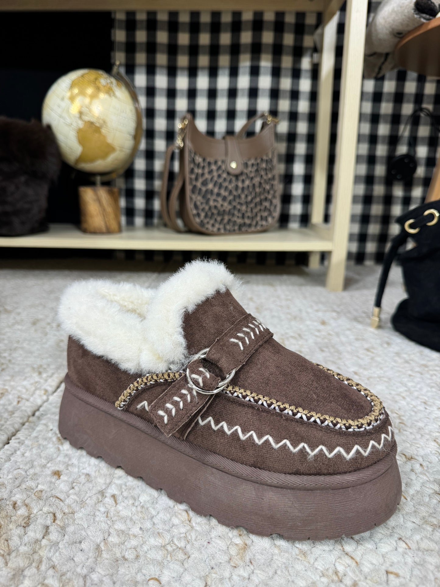 500 🖤 Chaussure Fourrée