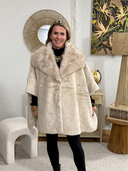 592 🎄 Poncho Tout Doux