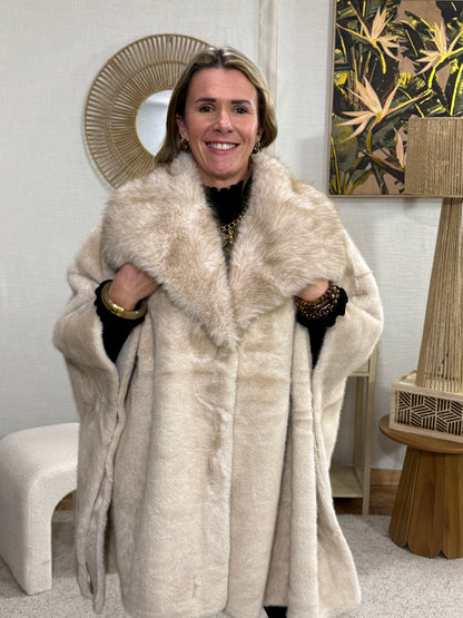 592 🎄 Poncho Tout Doux