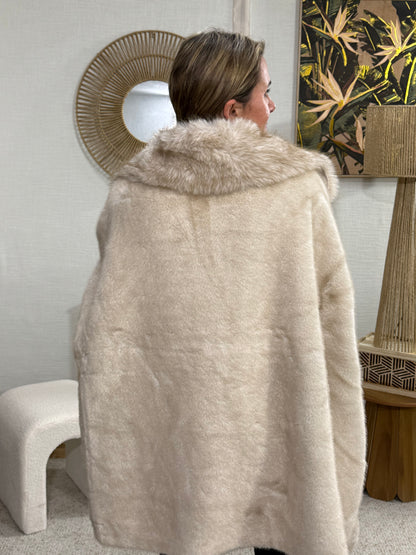 592 🎄 Poncho Tout Doux