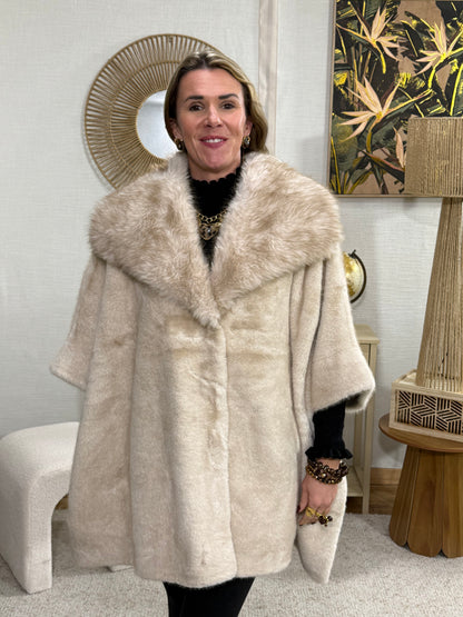 592 🎄 Poncho Tout Doux