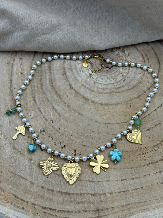 44  🍭 Collier Alma