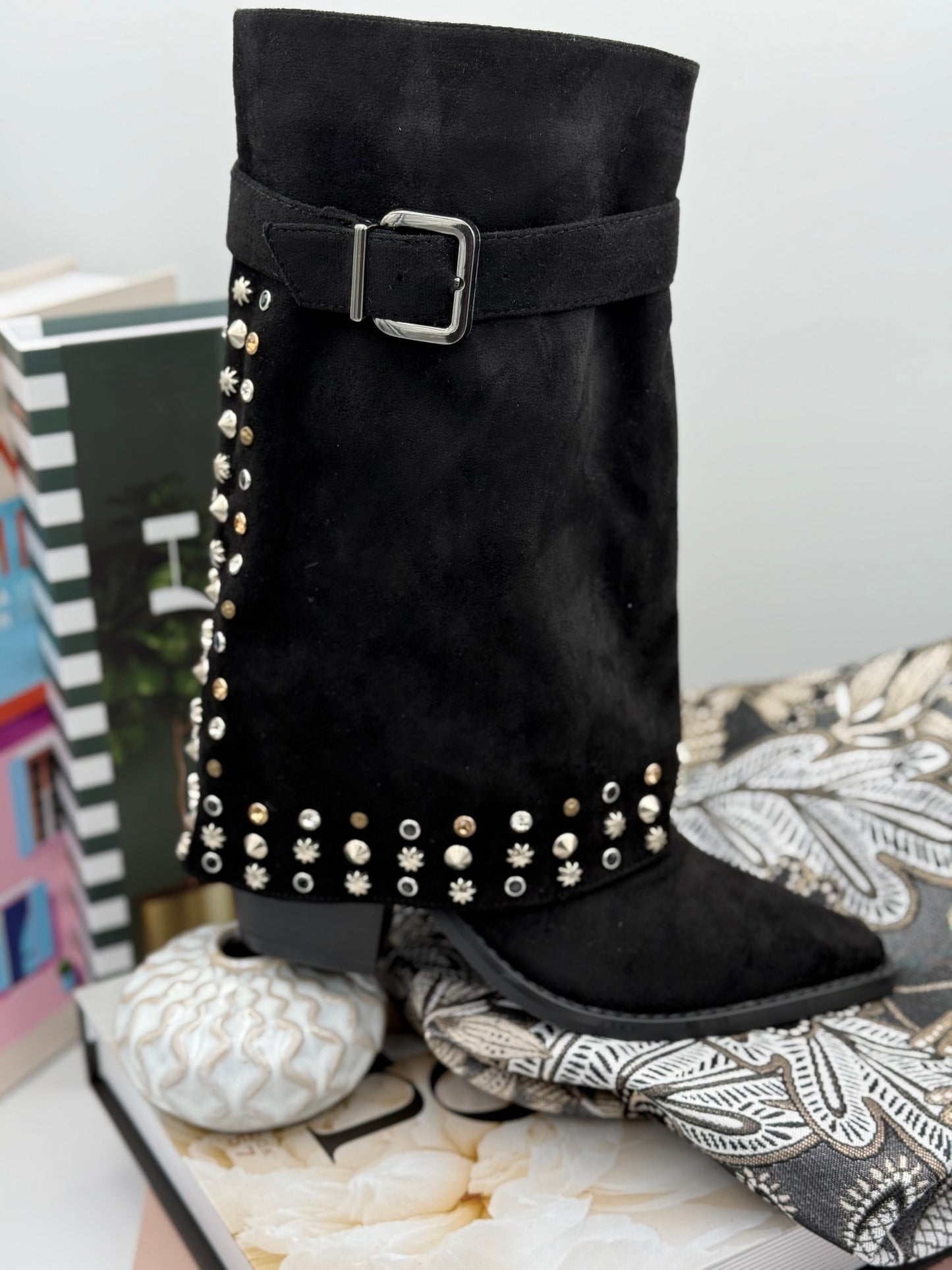 777 🛍️ Botte cloutée Sana 🚸