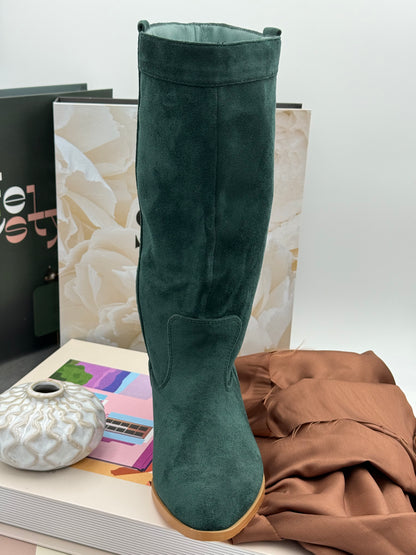 424 🛍️ Botte haute en Suèdine