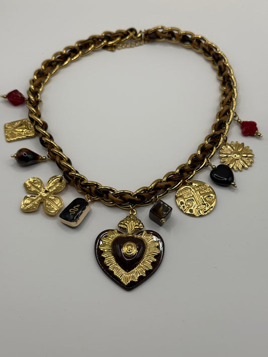 405 🛍️ Collier Coeur Camel