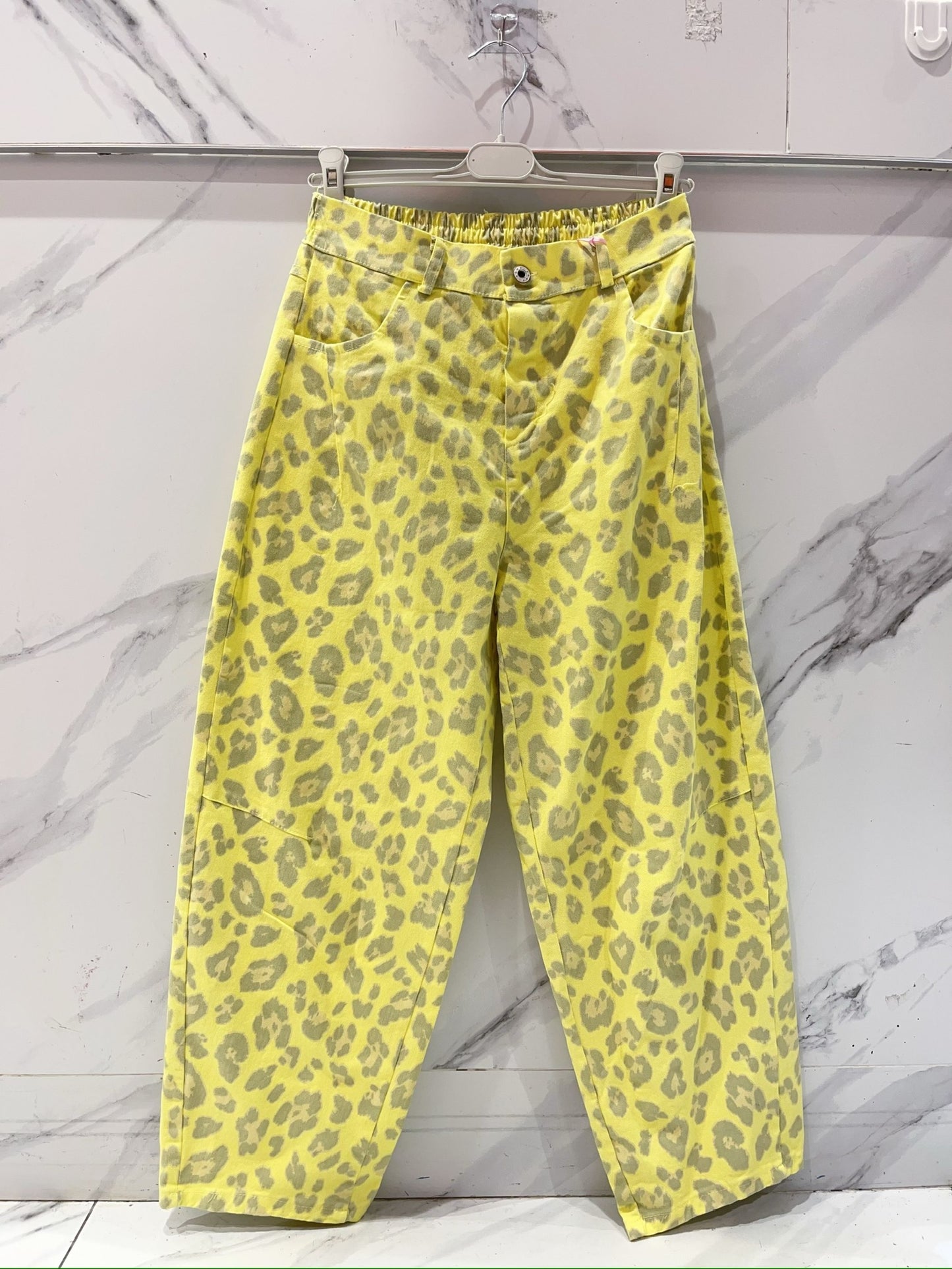 143 🍋 Pantalon Léopard
